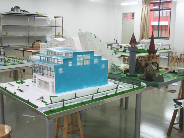 ����ģ�͹�˾������ģ������